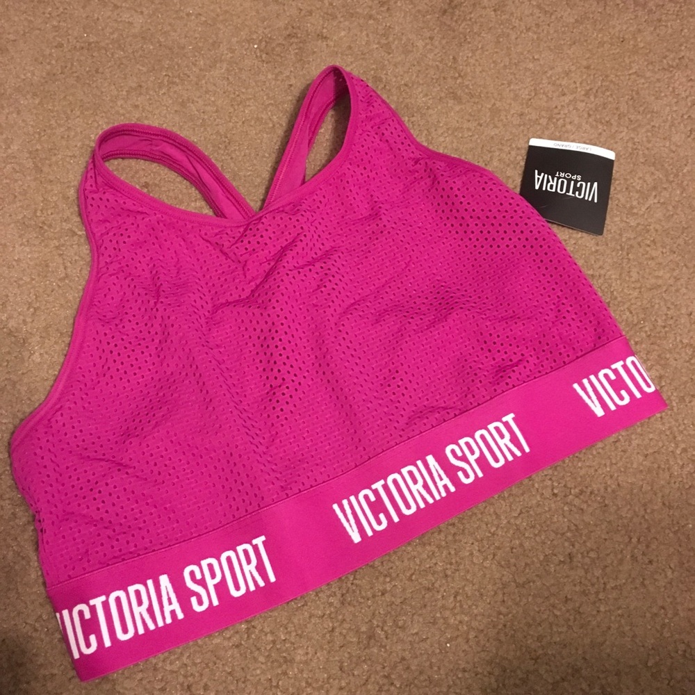 NWT Victoria Sport Sports Bra